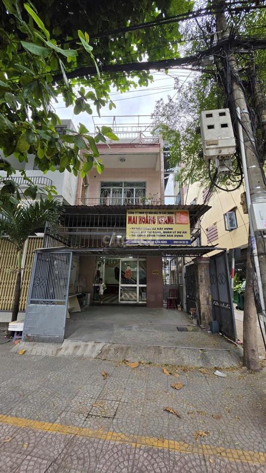 Nhà 3 tầng nguyên căn gần trường cấp 2