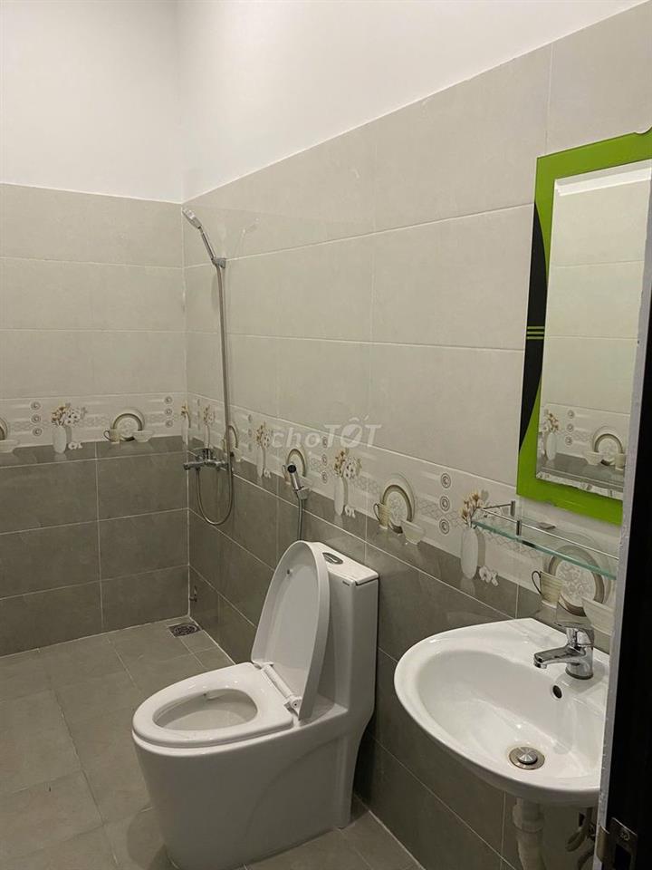Nhà 3 tầng kiệt Cù Chính Lan ô tô vào đậu trước nhà được
