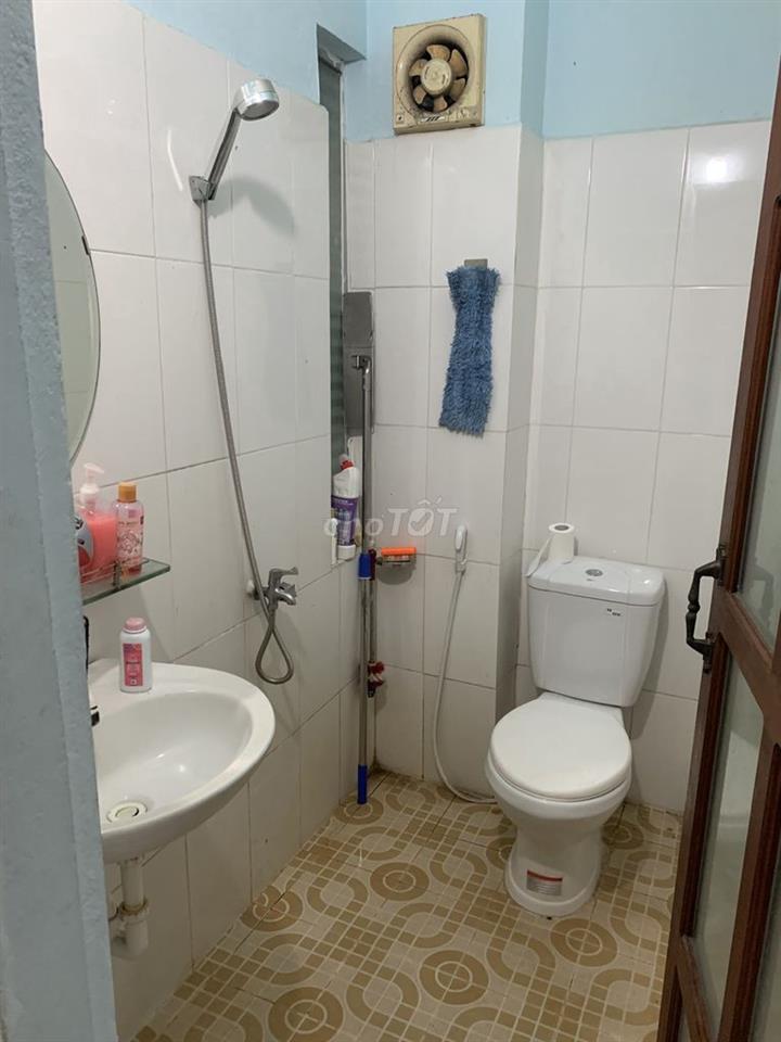 Chính chủ cho thuê nhà kiệt 304/4 Nguyễn Hoàng, phường Vĩnh Trung