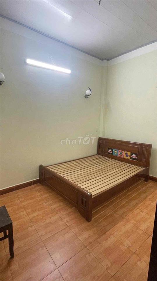 cho thuê nhà nguyên căn, nội thất cơ bản