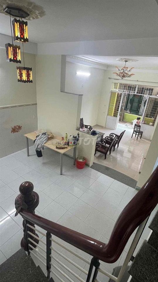 cho thuê nhà nguyên căn, nội thất cơ bản