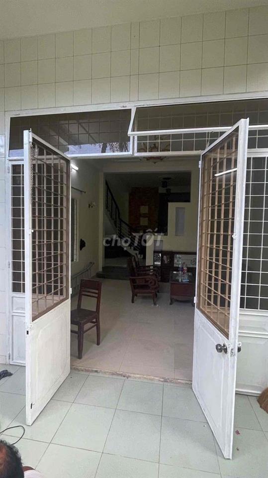 cho thuê nhà nguyên căn, nội thất cơ bản