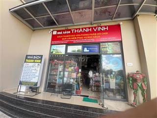 Chính chủ bán cắt lỗ nhà sách