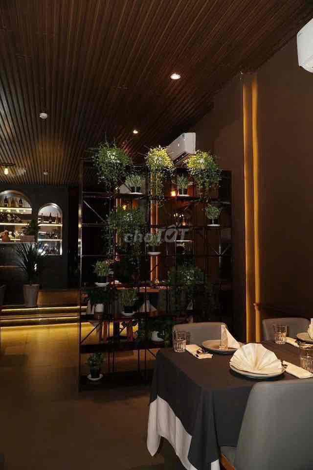 Sang nhượng bistro ( nhà hàng + cafe)500triệu, ngay Chic house ,