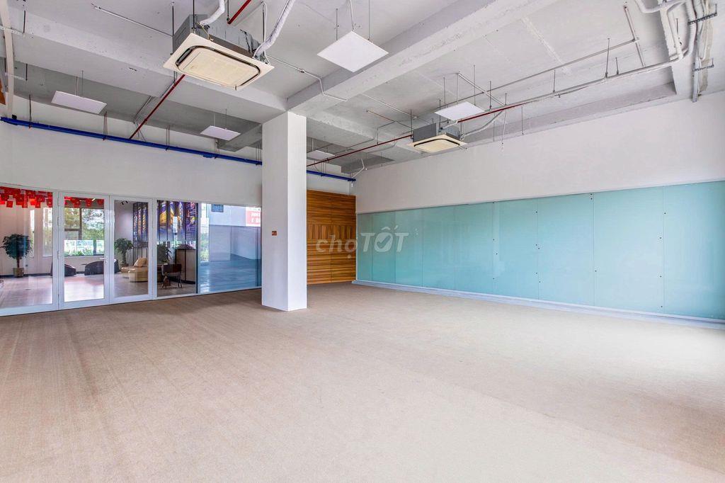 95M2 NGAY TẦNG 1 -VĂN PHÒNG CHO THUÊ NGUYỄN HỮU THỌ  