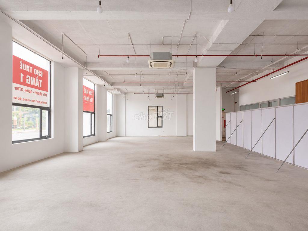 95M2 NGAY TẦNG 1 -VĂN PHÒNG CHO THUÊ NGUYỄN HỮU THỌ  