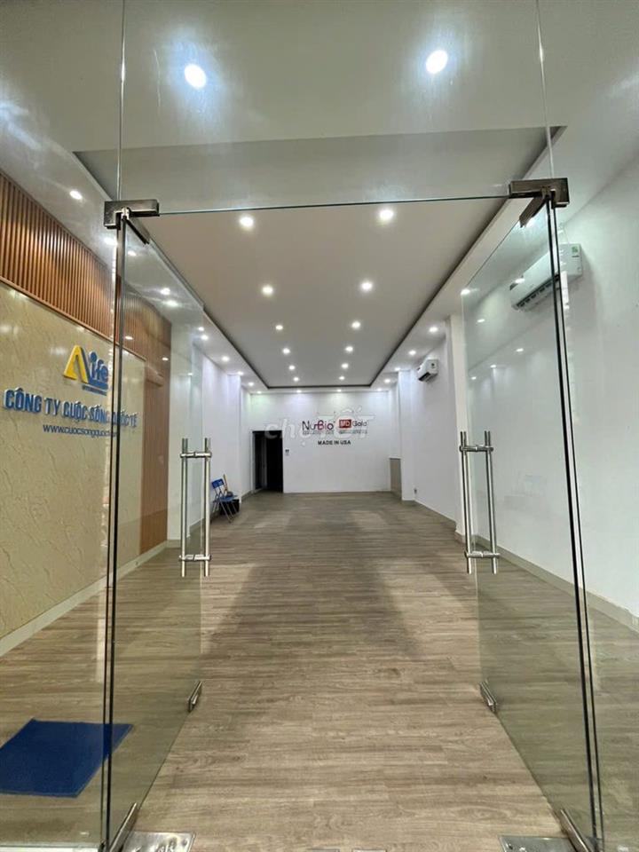 Cho thuê nhà mặt tiền Pasteur, 3 tầng, 550m2 sàn