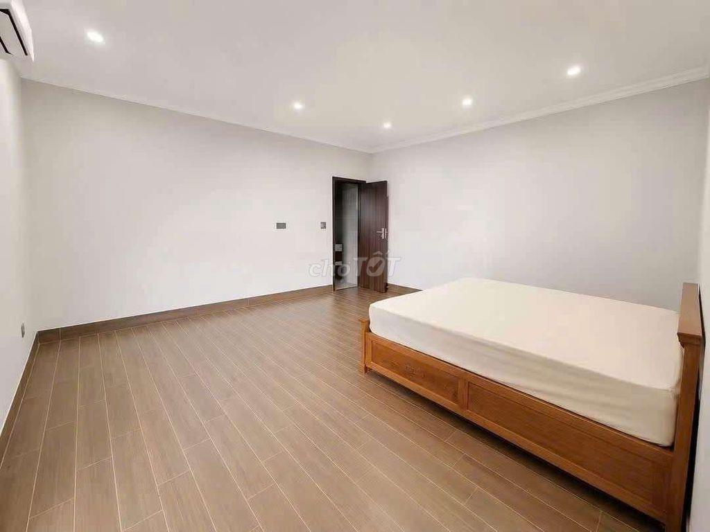 Cho thuê nhà mặt tiền gần Tôn Đức Thắng