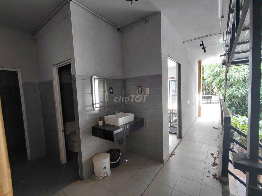 cho thuê mặt bằng gần Cầu Rồng