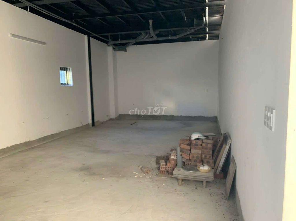 cho thuê mặt bằng 2 tầng Hoàng Sa