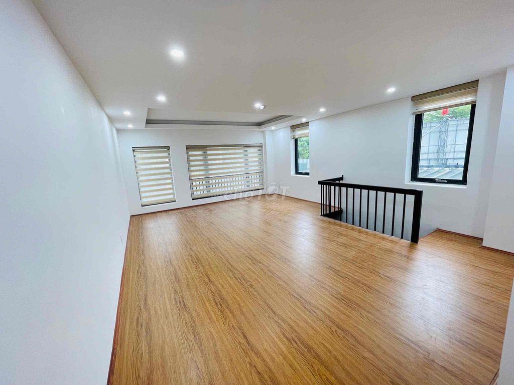 CHO THUÊ MẶT BẰNG GÁC LỬNG VỪA MỚI XÂY DỰNG - HOÀ XUÂN