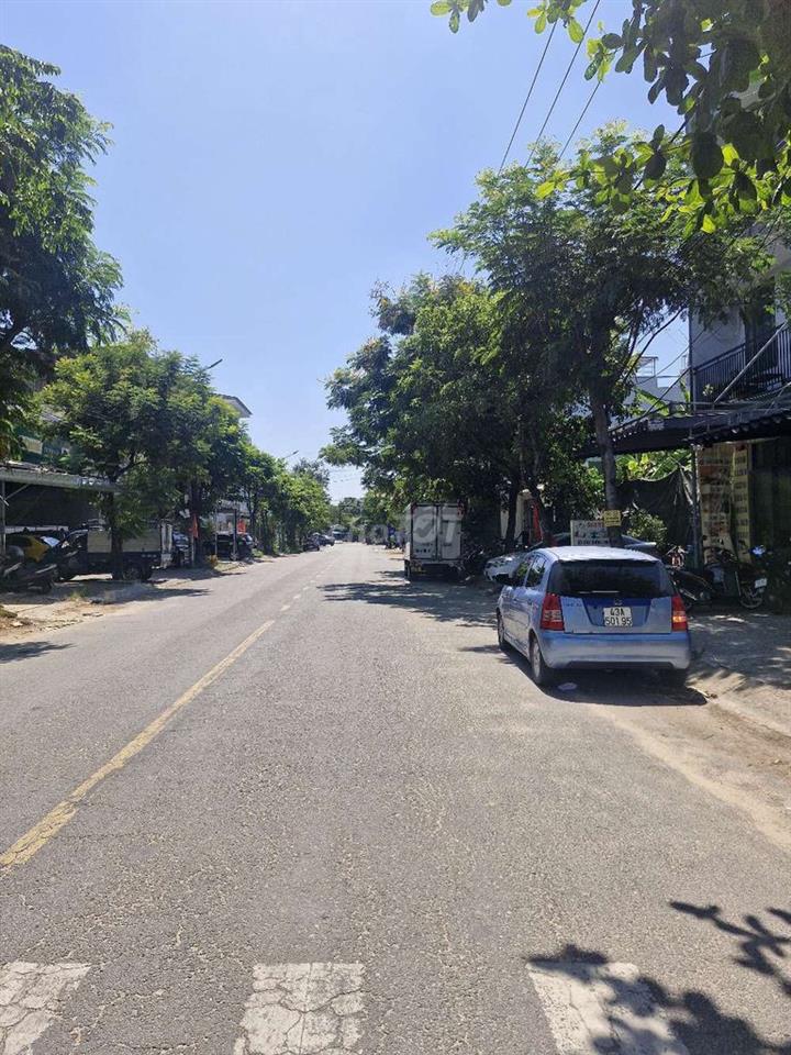 Đất đường Đồng Xoài sau bến xe