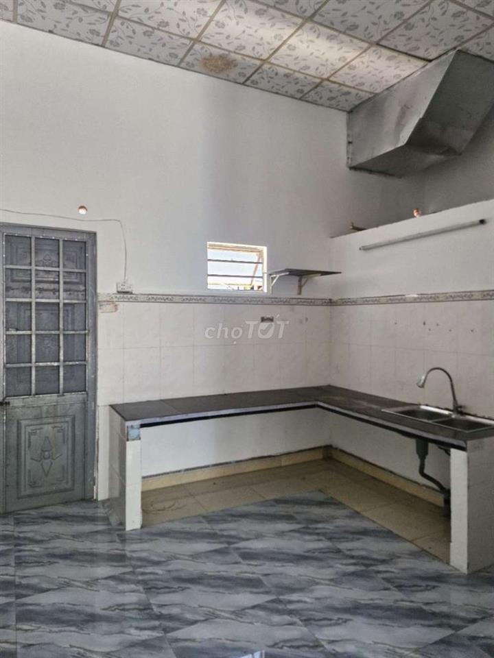 Đất đường Đồng Xoài (10,5m) gần bến xe