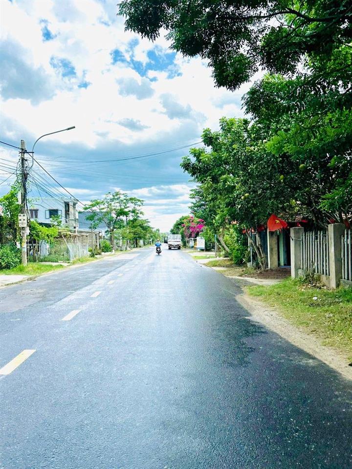 200 m2/ lô đất sát DT605 - thuộc Thái Cẩm- Điện Tiến 