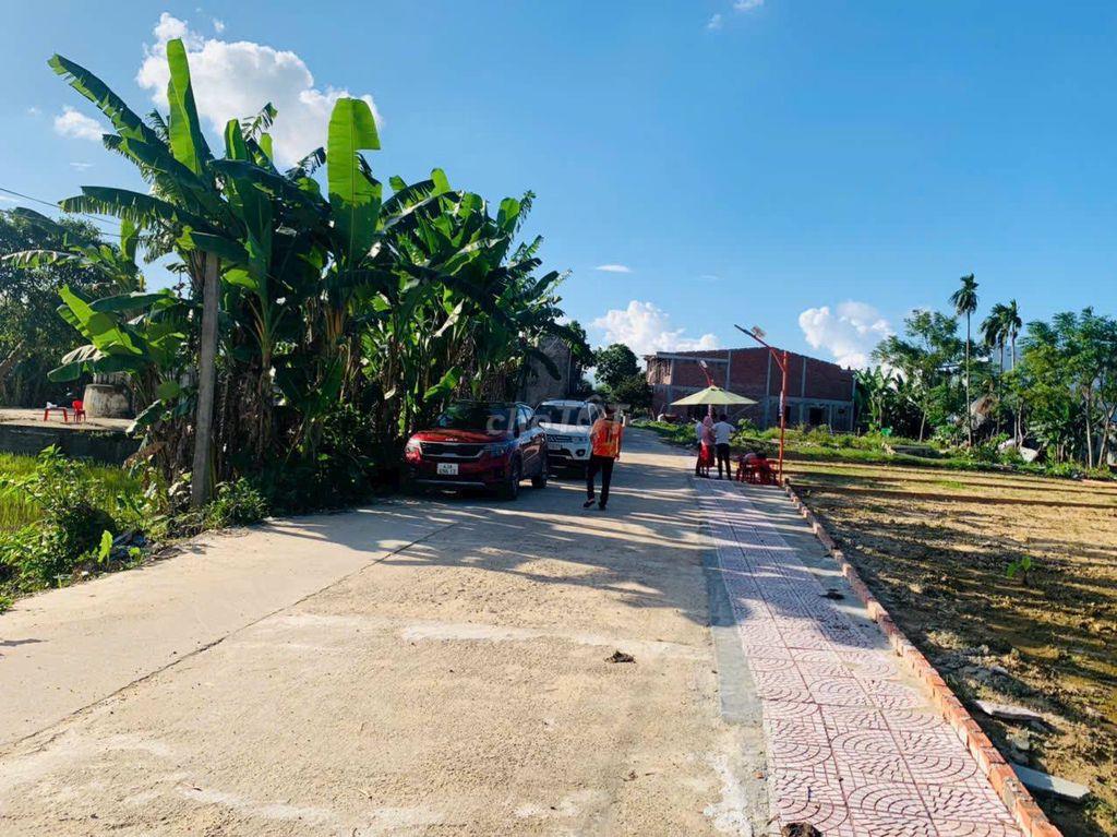 Đất Tp Đà Nẵng 2xx triệu diện tích 200 m2 đất ở hoàn toàn 