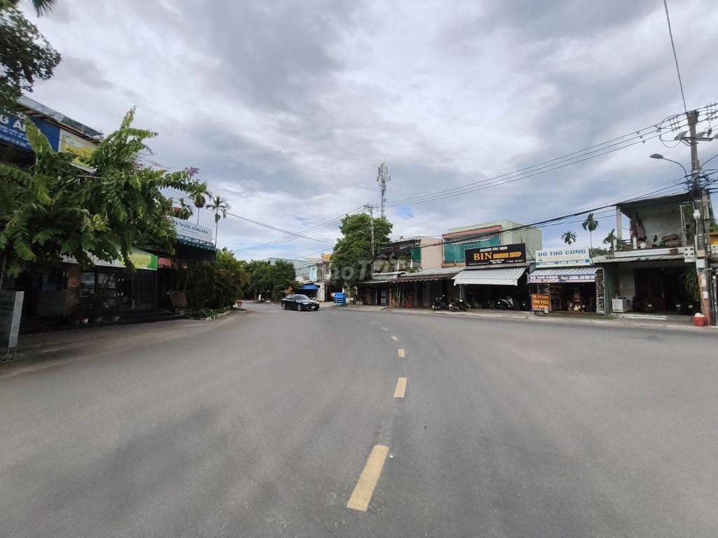 Bán nhanh Lô đường nhựa quốc lộ Ngã 3 Túy Loan