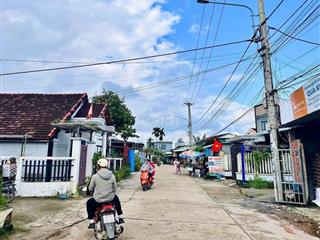 299 triệu bán nhanh lô góc 2 MT đường oto 