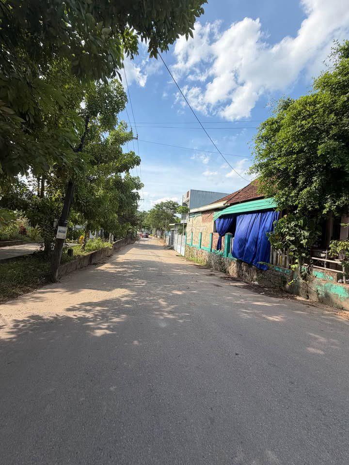 440m2 Đường 2 ô tô Sát Hòa Khương - Chợ ,Trường học trong 3km giá 1180