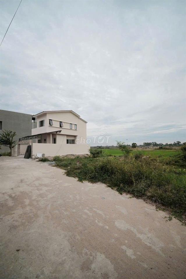 Chính chủ cần bán lô đất kiệt ôtô 122m2 Lệ sơn 2, hoà tiến giá sập hầm