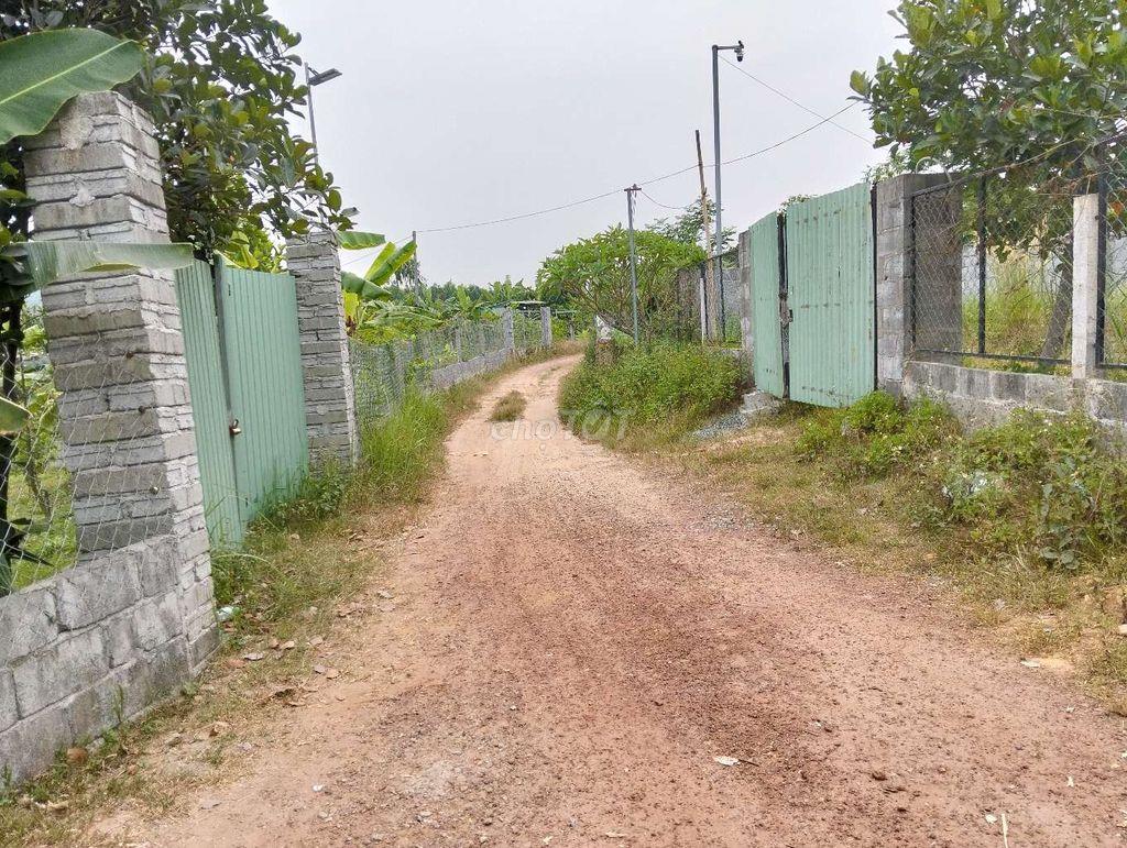 lô đất quy chủ khu đại la. hoàng văn thái