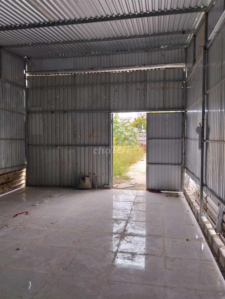Đất mặt tiền có nhà tôn. khu nguyễn lương bằng đà nẵng 