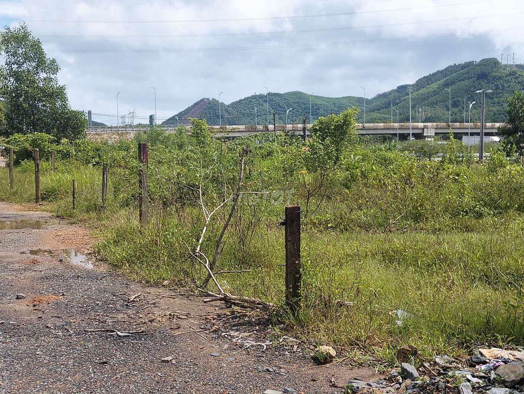 lô đất nhìn ra cầu vượt ngã tư đường tránh hoàng văn thái đà nẵng 