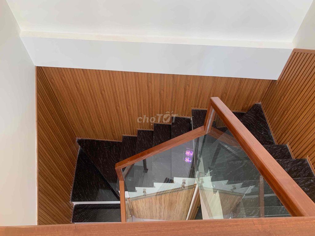 Nhà 2 Tầng Tứ Ngân Điện Ngọc giáp Hoà Quý