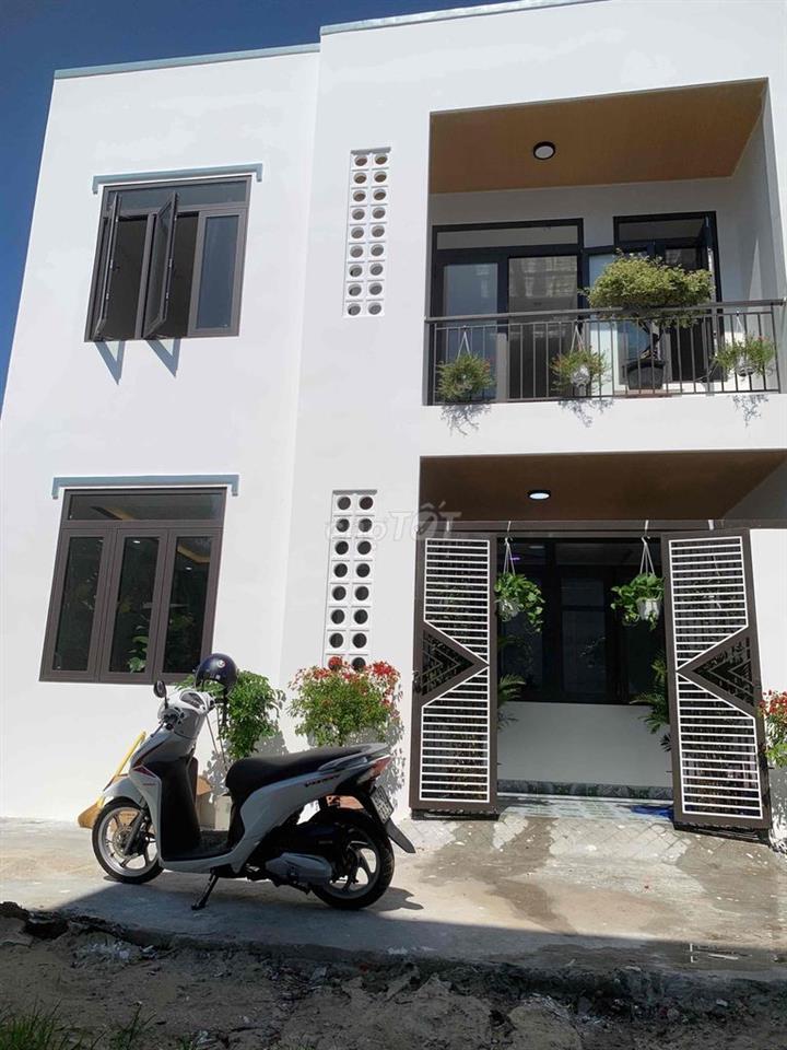 Nhà 2 Tầng Tứ Ngân Điện Ngọc giáp Hoà Quý