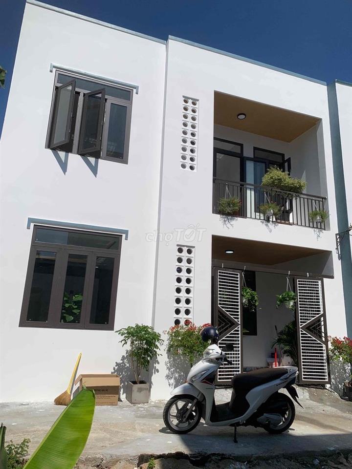 Nhà 2 Tầng Tứ Ngân Điện Ngọc giáp Hoà Quý