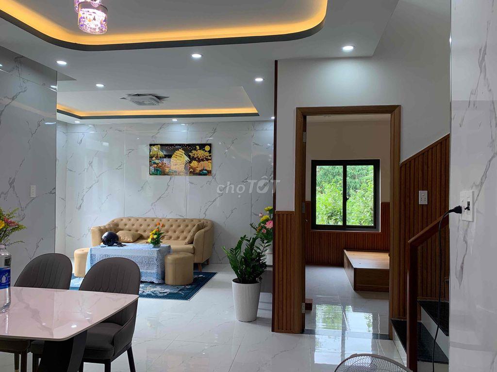 Nhà 2 tầng Tứ Ngân Điện Ngọc