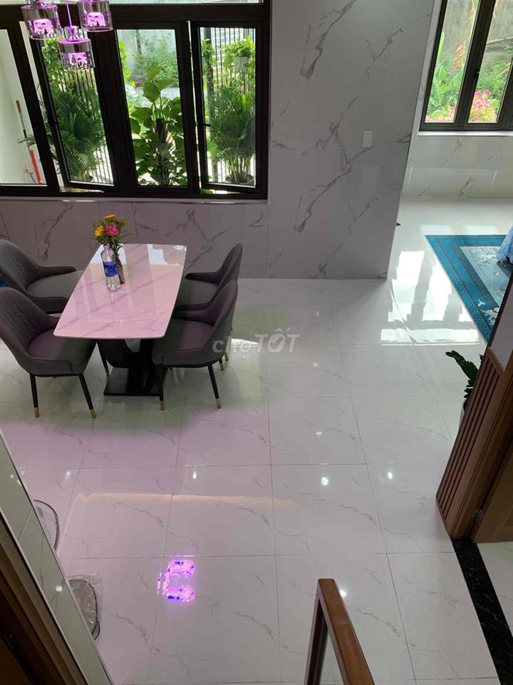 Nhà 2 tầng Tứ Ngân Điện Ngọc
