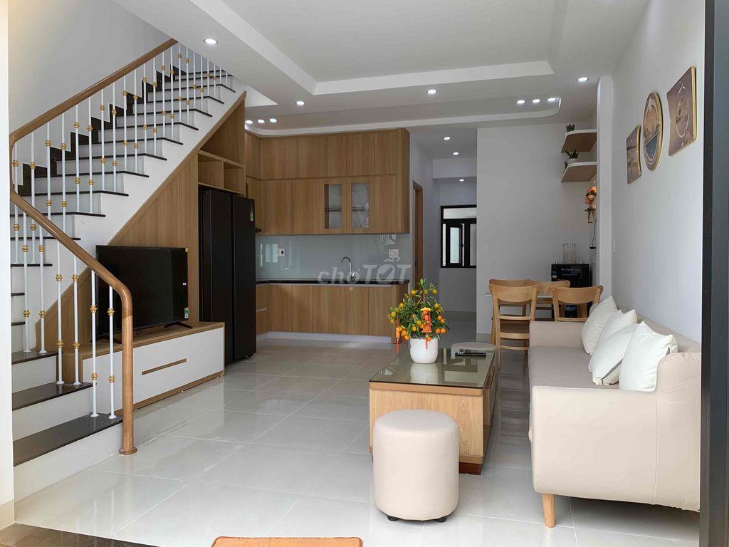 Nhà 2 Tầng Điện Ngọc