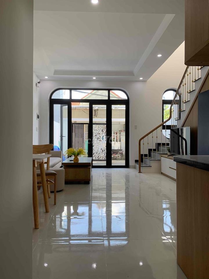 Nhà 3 Tầng Điện Ngọc cần bán