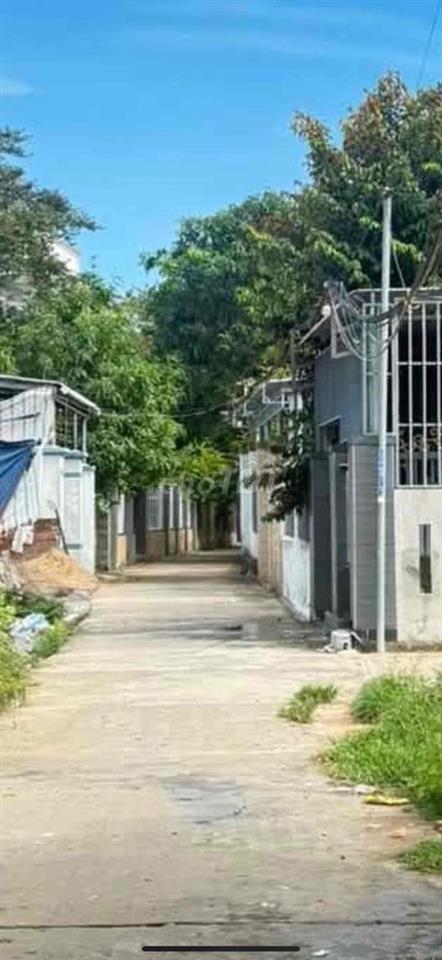 Đất Tứ Ngân Điện Ngọc
