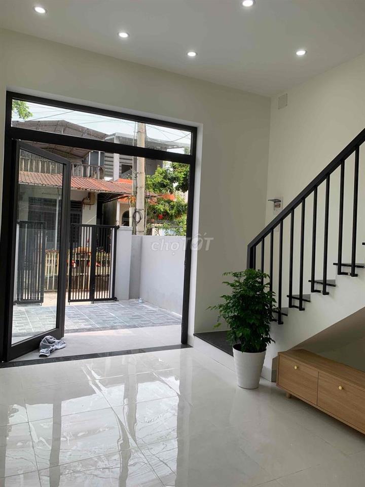 Nhà 2 tầng gần khu Công Nghiệp Điện Ngọc