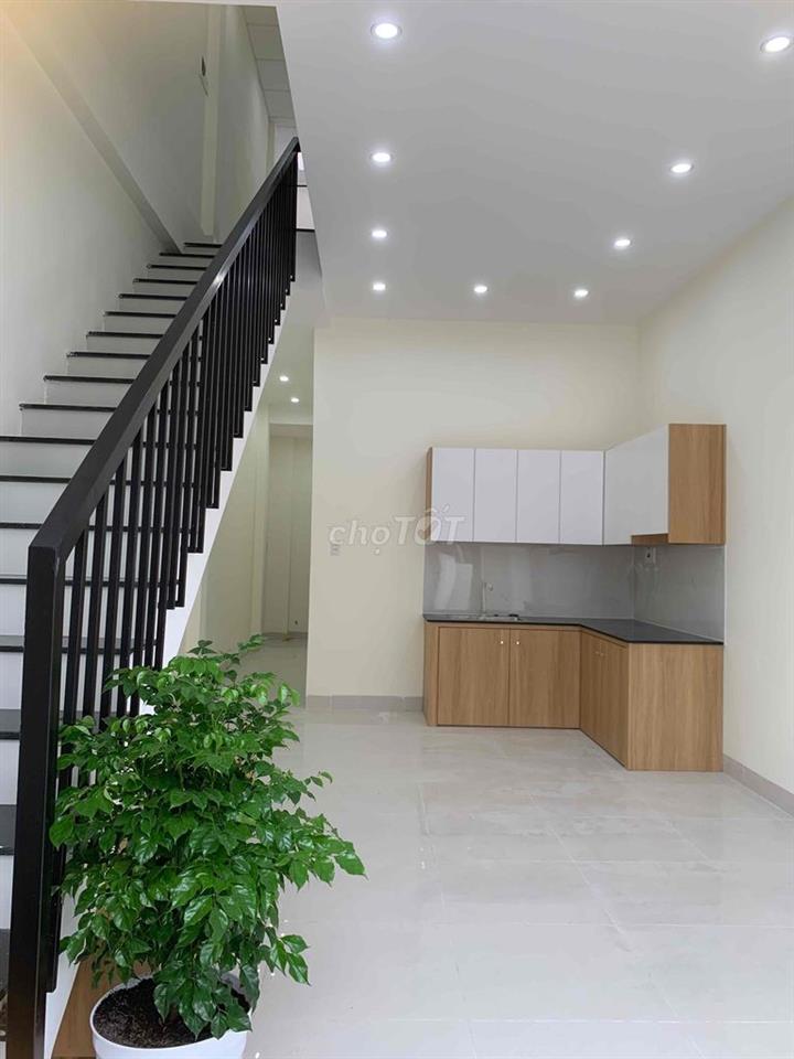 Nhà 2 tầng gần khu Công Nghiệp Điện Ngọc
