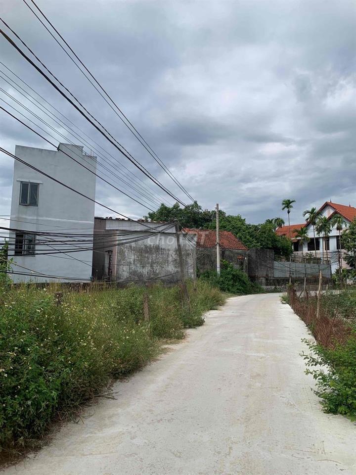 Đất kiệt Tứ Ngân Điện Ngọc