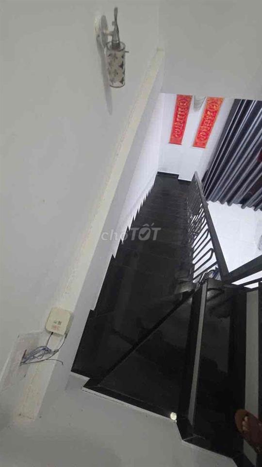Nhà 2 tầng View công viên đẹp giá đầu tư ạ