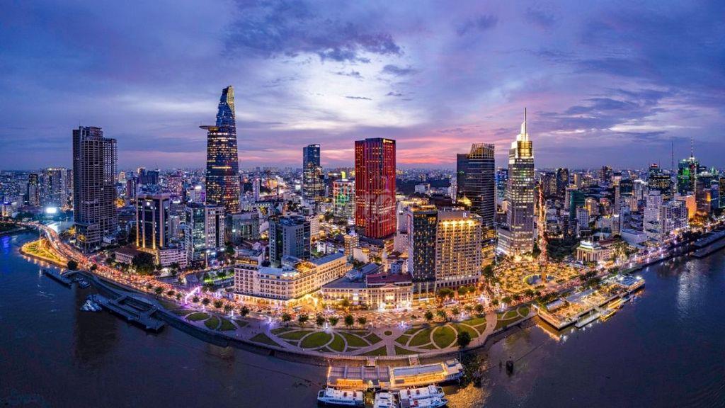 BÁN ĐẤT DT KHỦNG, NGANG 6,4M, SÁT MEGA, SÁT BIỂN