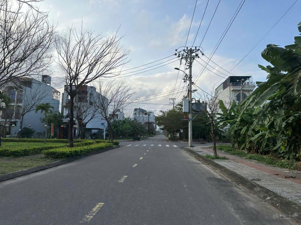 Chính chủ,sát đường lớn 10m5 lê sỹ,đg luồng sau, ko dính cống,trụ điện