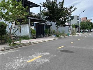 Bán Lô Đất Cực Đẹp Giá *** Khu Golden Hills Đường 7.5 Mét