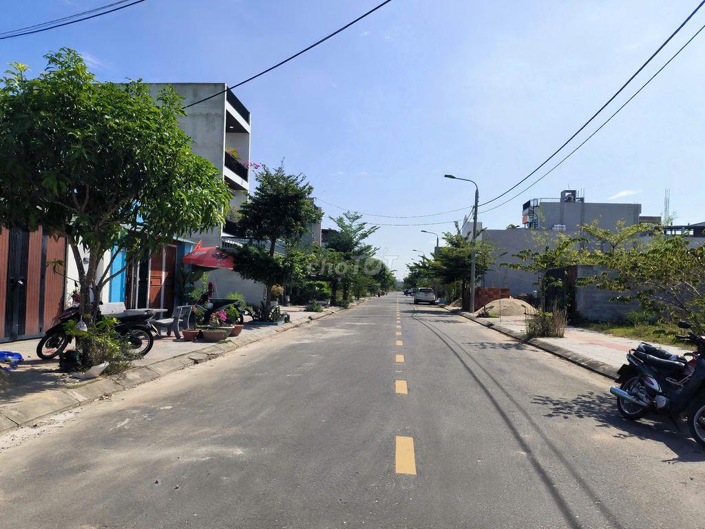 Chính Chủ Anh Bình Chị Thủy Bán đất Phi Bình 3 view công viên giá 4 tỷ