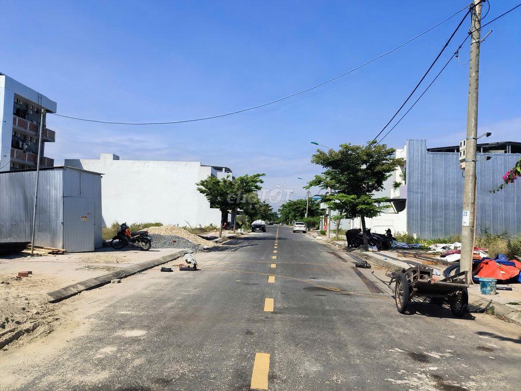 Gấp Bán Nhanh Đất Nền Nam Hòa Xuân Hói Kiểng 33 Tây Bắc B2.92 giá rẻ 
