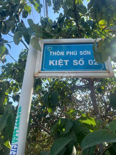 NHỈNH 1 TỈ - ĐẤT HOÀ TIẾN DT 170M ĐƯỜNG BÊ TÔNG 5M. SÁT UỶ BAN XÃ