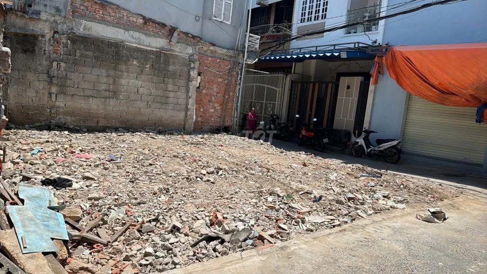 ĐẤT KIỆT THANH KHÊ