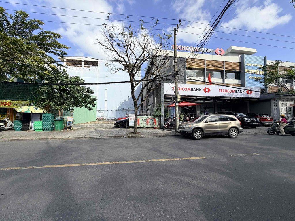 cho thuê đất đường nguyễn thị minh khai , 160m ( ngang 10m )