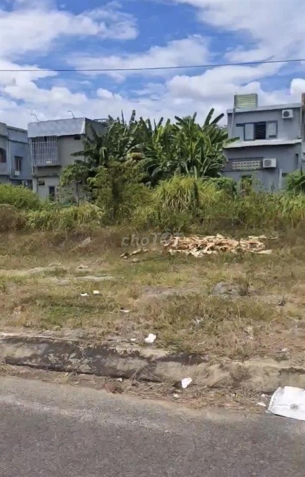 Cho thuê đất mặt tiền 