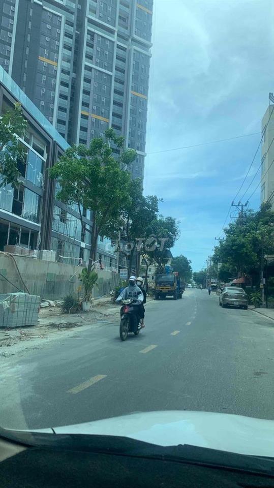 Cho thuê 100m2 đất đường Nguyễn Lộ Trạch