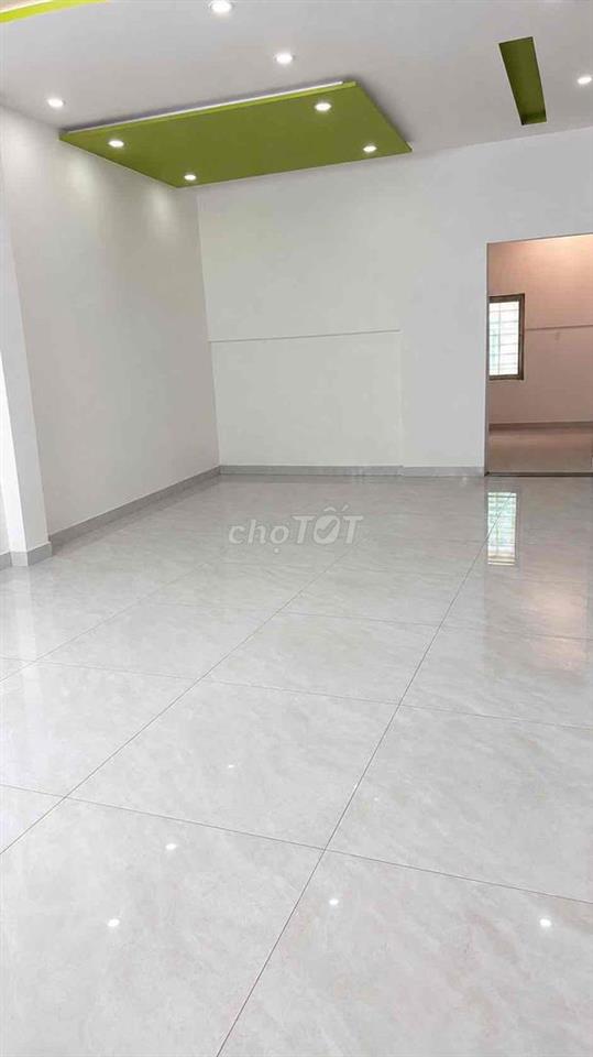 Cho thuê phòng lớn 50m2 tại nhà mặt tiền trung tâm quận thanh khê