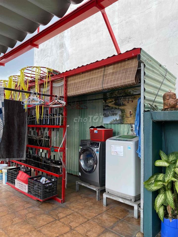 Cho thuê căn hộ 1 phòng ngủ, 1 bếp riêng biệt tầng 4 Lê Thanh Nghị